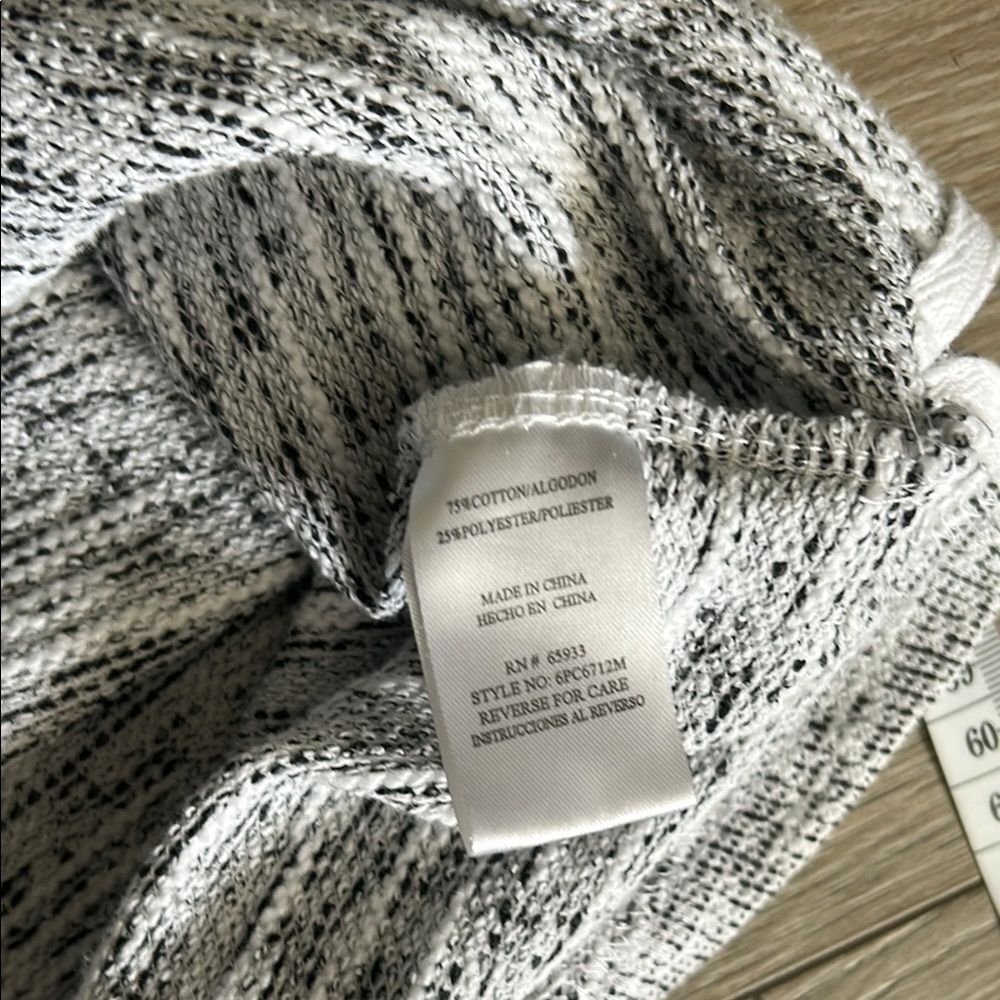 Men’ Nova Industries Gray Long Sleeve Tee with Crew Neck - Picture 8 of 8